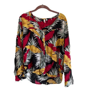 2W Hawaiian print women’s blouse size medium